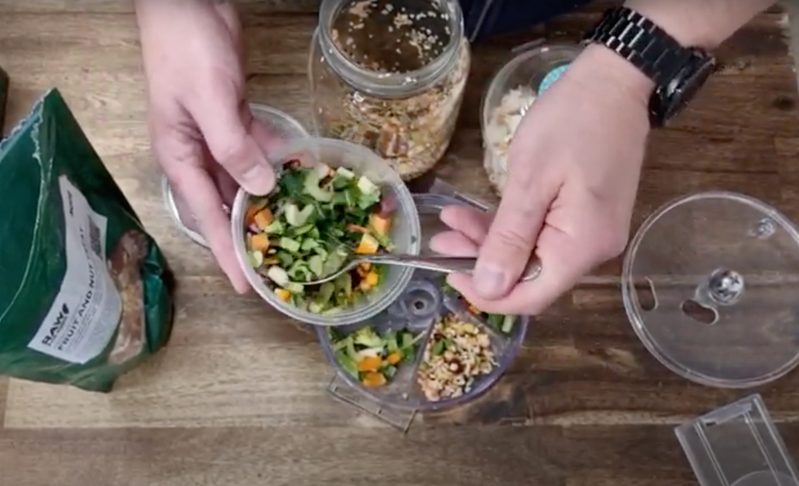 How to set up a Foraging Wheel