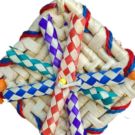 Close view of the palm leaf and sisal rope on the Diamond Pendant Chew