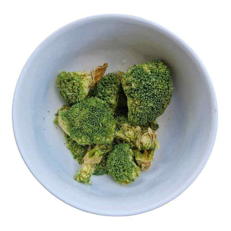 Close view of the Little Cheeks Freeze Dried Broccoli 10g
