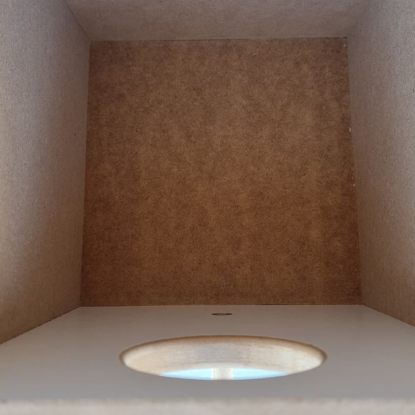 Nestbox Short with Large Hole