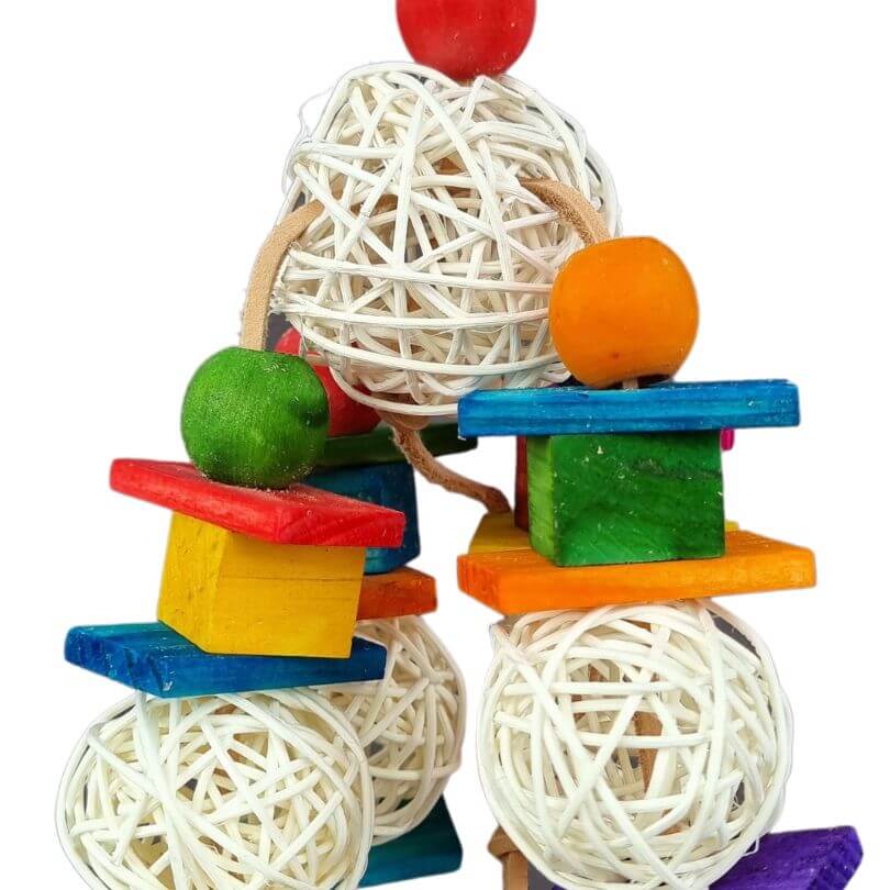 Simple Wicker and Block Dangle