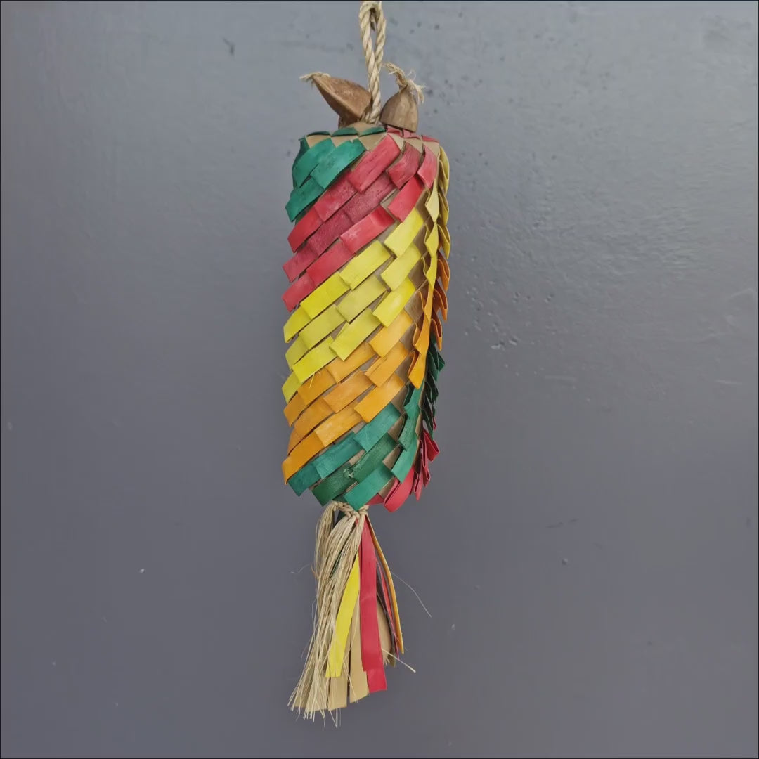 Pinata Rainbow Diagonal Parrot Shredder showing the colourful woven palm leaf construction and shreddable texture