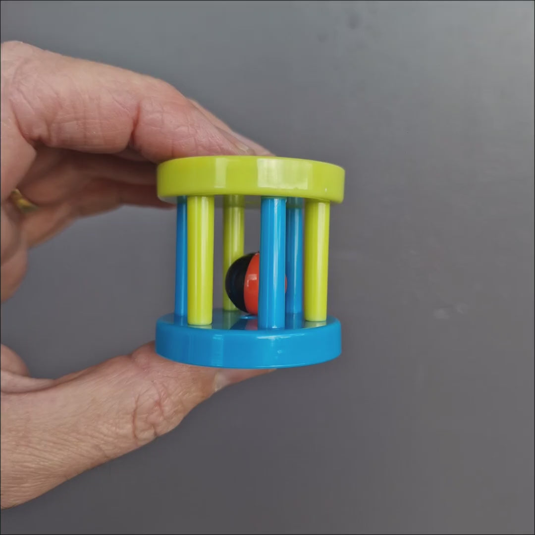 Scream Barrel and Ball Foot Toy 4pk