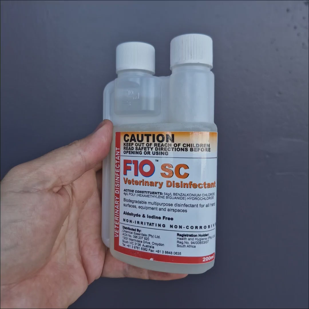 F10 SC Veterinary Disinfectant for bird cages and equipment
