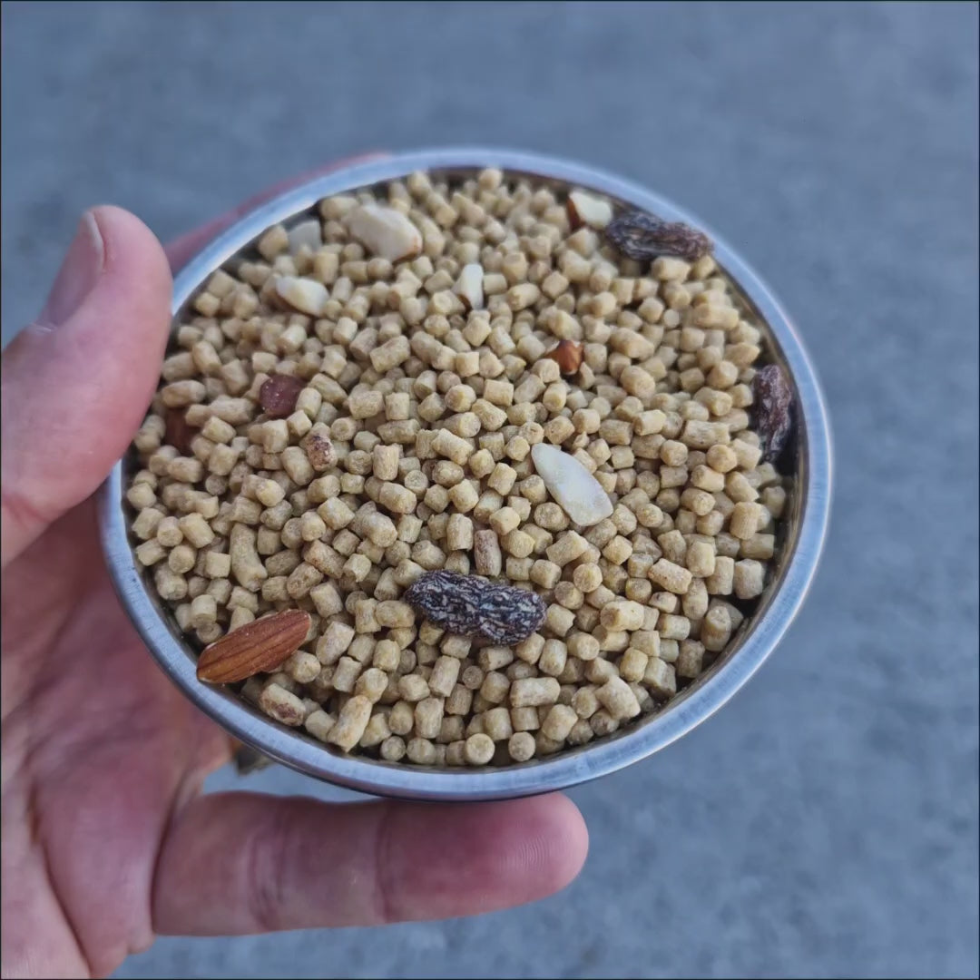 Video showing Vetafarm Parrot Essentials Pellet packaging and pellet size