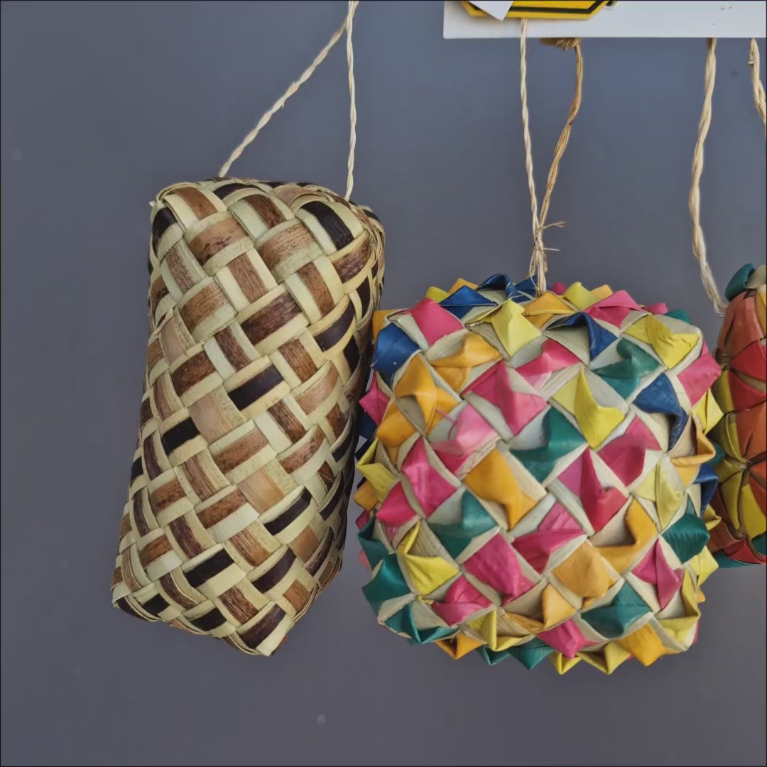 Feathered Friends Large Foraging Tumbler, woven palm leaf foot toy for foraging