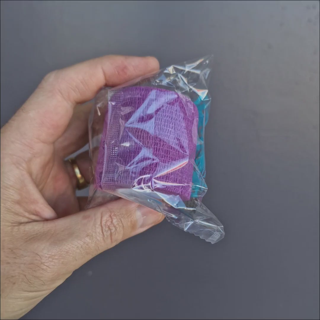 Flexible self-adhering Vet Wrap for birds and animals